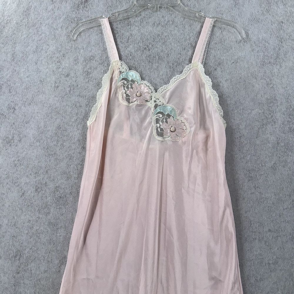 Vintage Barbizon Baby‎ Pink Slip Dress Nightie SMALL Lace Large Flowers Detailed - Picture 4 of 13